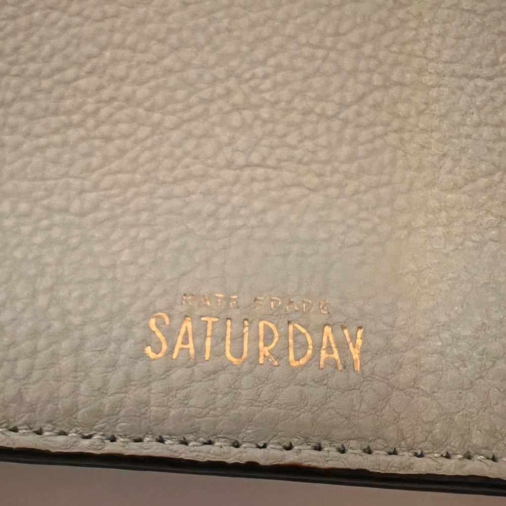 Kate Spade Saturday zippered clutch - Picture 4 of 6
